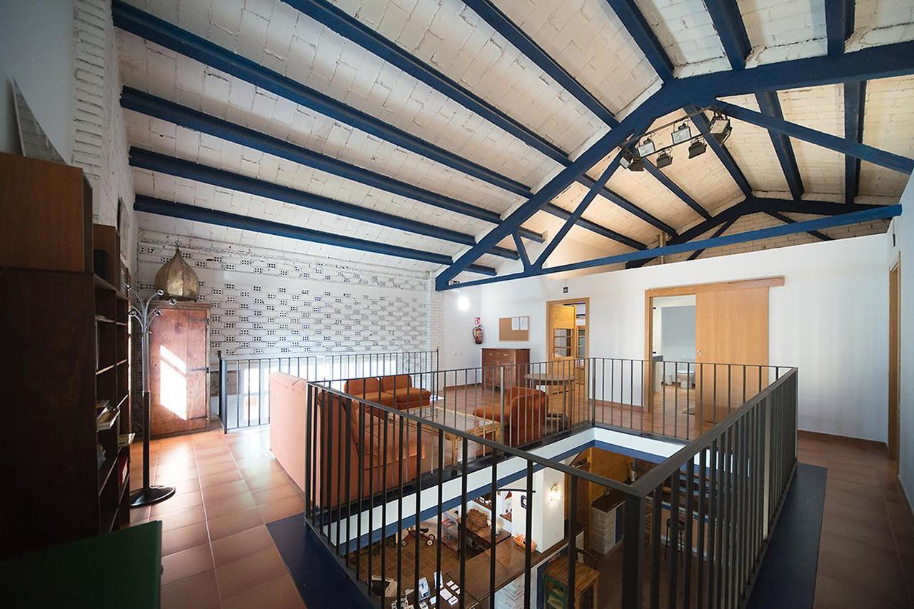 Crux Albergue Adahuesca Esterno foto