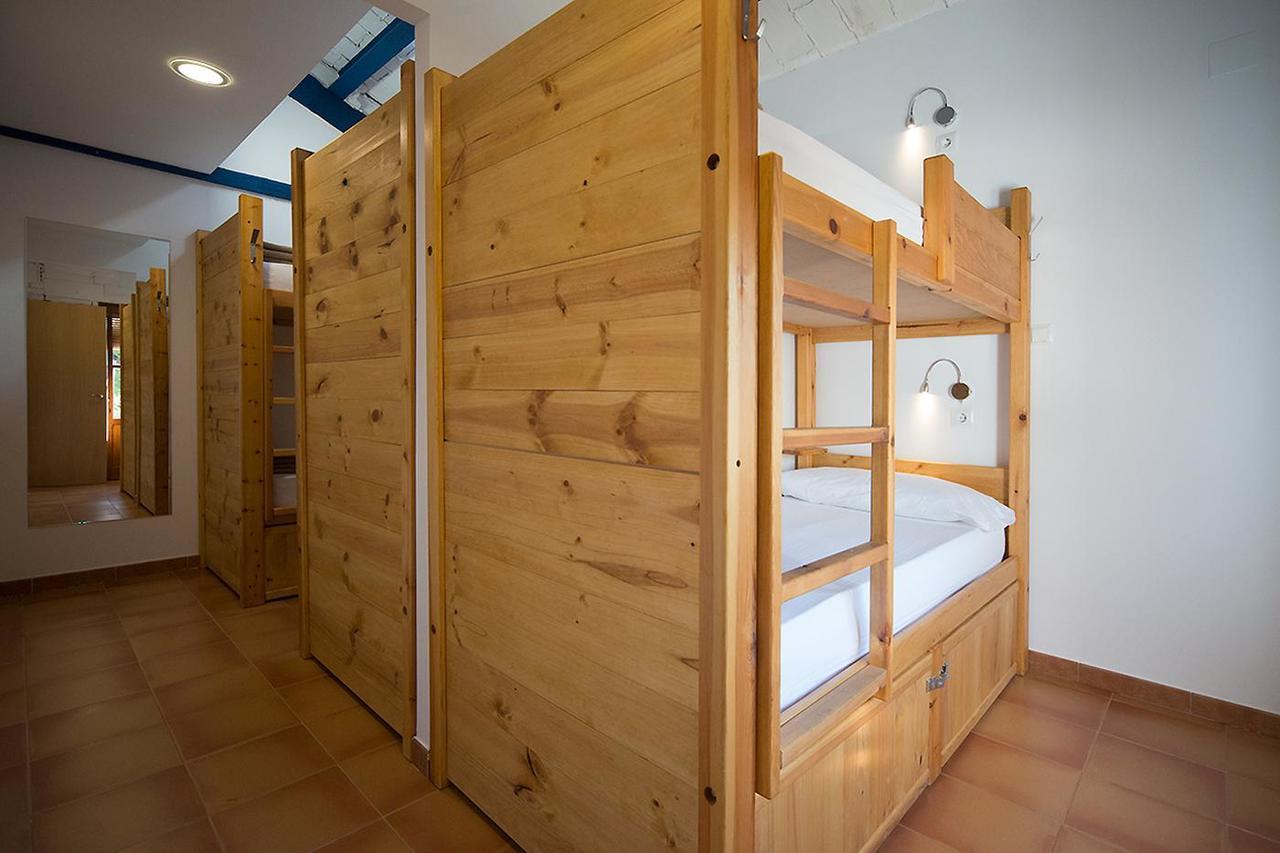 Crux Albergue Adahuesca Esterno foto